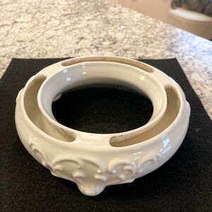 Goebel F'ower Ring Frog Vase